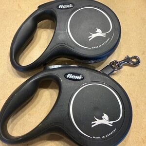 Flexi Retractable Dog Leash Set of 2